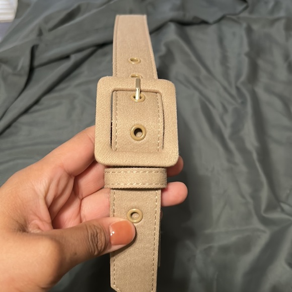 Tan bodysuit belt - Picture 2 of 2